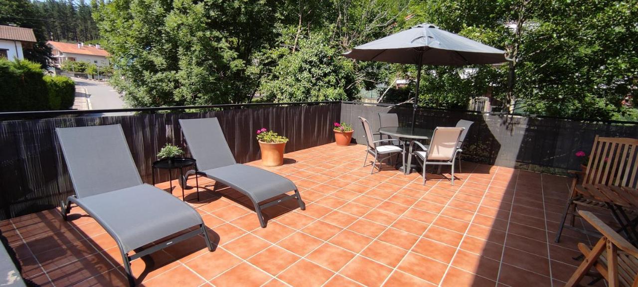 Alojamiento Rural, Jardin, A 25 Minutos De Bilbao, Parking Gratuito Arantzazu ภายนอก รูปภาพ