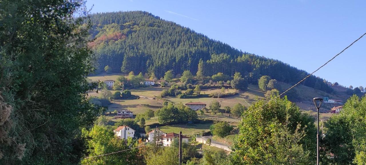Alojamiento Rural, Jardin, A 25 Minutos De Bilbao, Parking Gratuito Arantzazu ภายนอก รูปภาพ